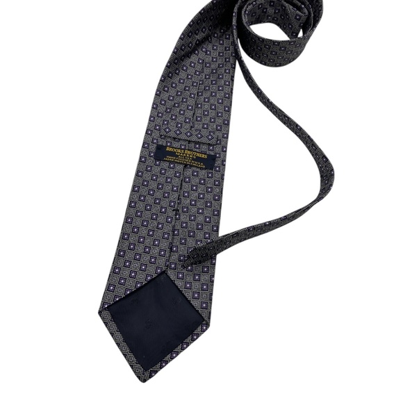 BROOKS BROTHERS Purple/Silver Geometric DESIGNER Tie HANDMADE USA - Picture 2 of 4